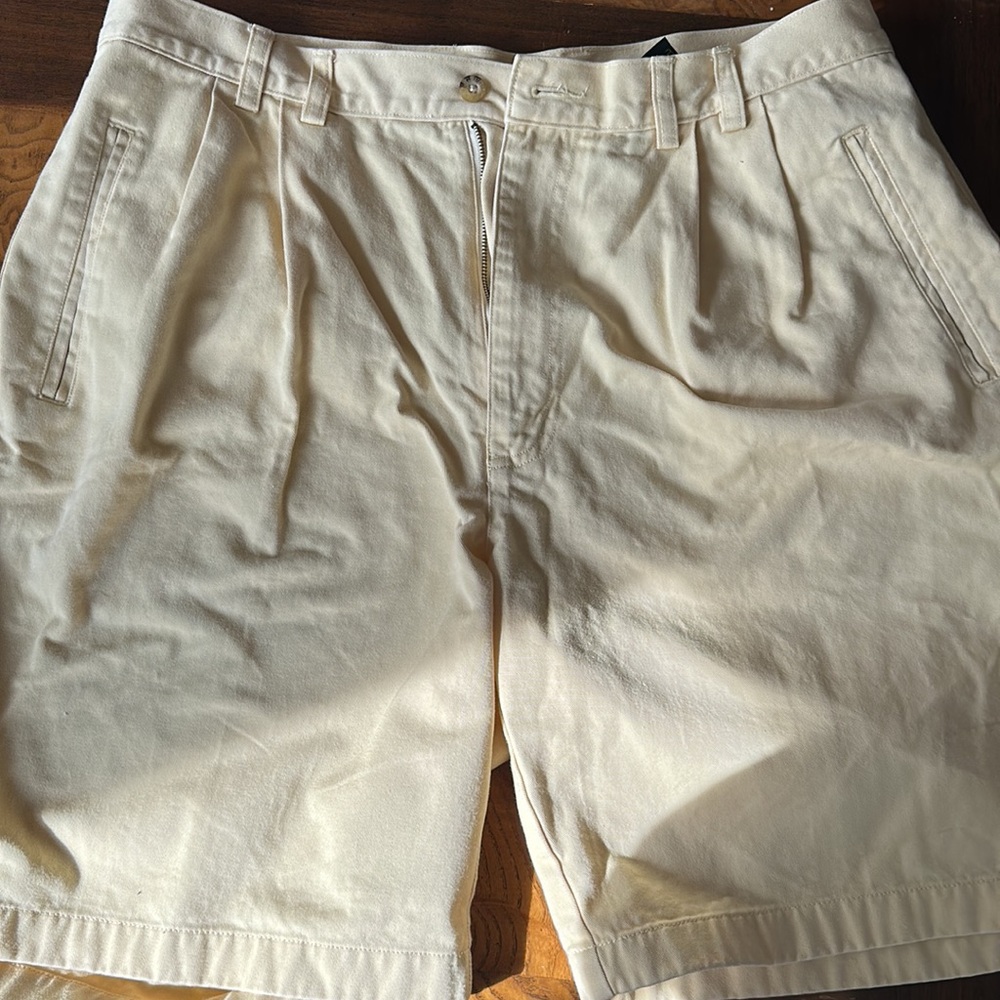 Greg Norman Collection Mens Yellow Shorts waist size 36